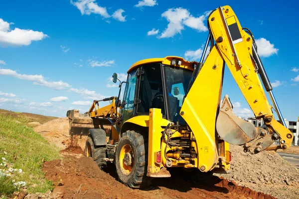 YAWEH-4-photo-excavator-loader-with-backhoe-works.jpg