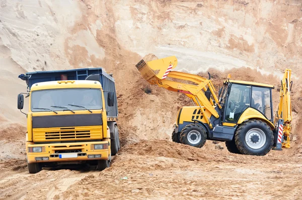 YAWEH-1-photo-excavator-loader-at-earth-moving.jpg